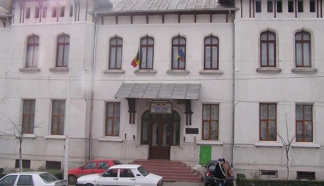 Colegiul Național ”Mihai Eminescu” în lista priorităţilor aleşilor locali