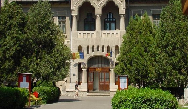 Plachetă aniversară pentru Colegiul Naţional Pedagogic Constantin Brătescu