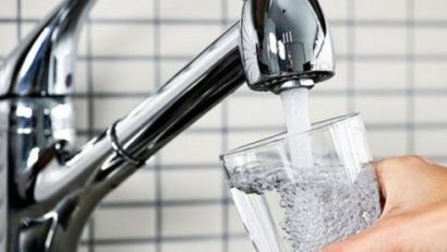 Rasova – apa trece, facturile rămân. Peste 60% dintre locuitori au restanţe la apă