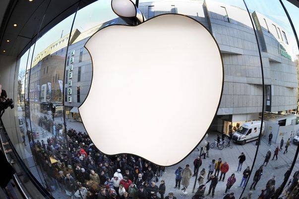 Apple depășește Nvidia și devine cea mai valoroasă companie din lume