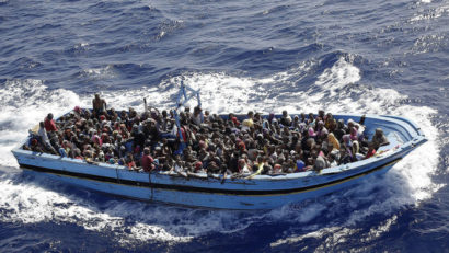 Imigrantă şi doi copii înecaţi, după ce o barcă s-a răsturnat în Mediterana