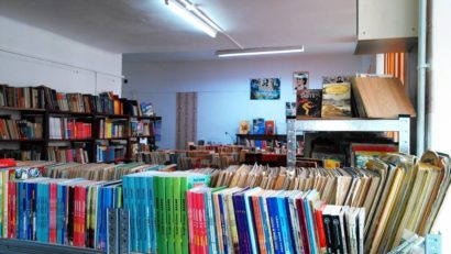 Un gest frumos pentru elevii de la ţară. Donaţi carţi pentru bibliotecile şcolare