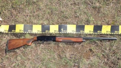 Arme şi cartuşe folosite la braconaj, ridicate de poliţiştii din Brăila