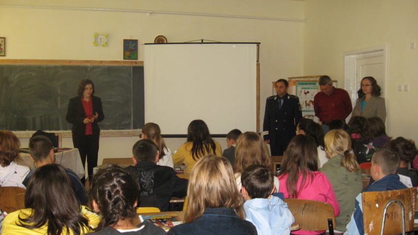 Violenţa în şcoli îngrijorează autorităţile