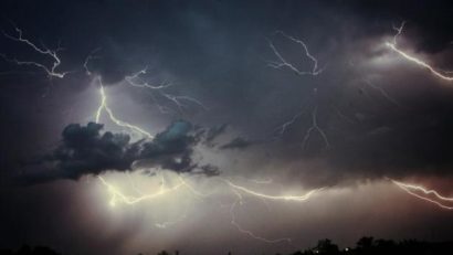 ALERTĂ maximă. COD PORTOCALIU de vânt şi ploi în estul judeţului Constanţa