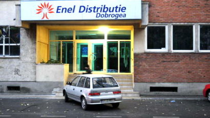 ENEL Dobrogea îşi taie singură curentul !
