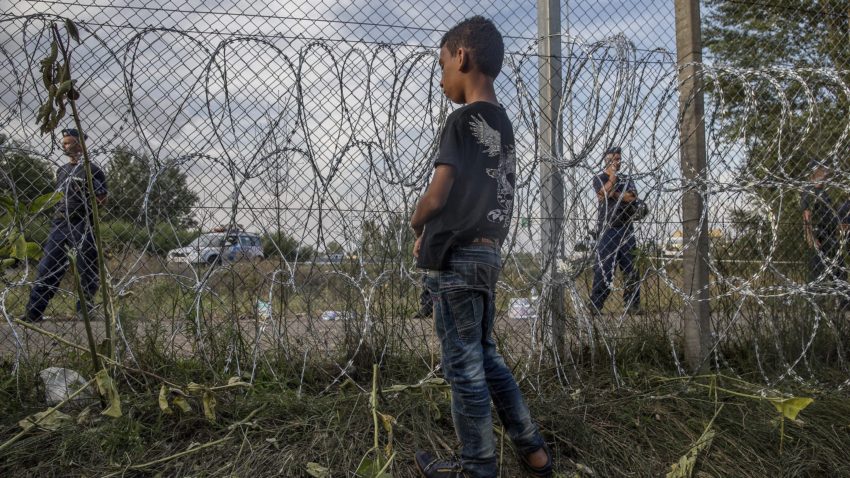 Ungaria a închis frontiera cu Croaţia din cauza imigranţilor