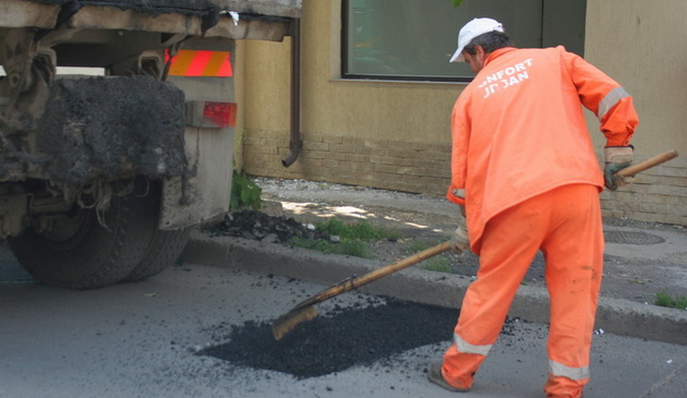 (UPDATE) Atenţie! Strada Mihai Viteazu este ÎNCHISĂ circulaţiei