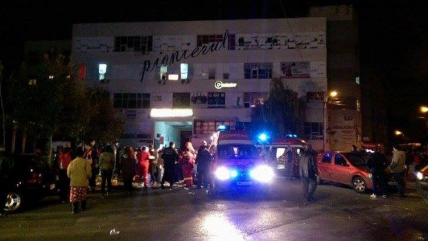 PNL a anulat marşul de protest împotriva vicepremierului Gabriel Oprea, iar PSD a suspendat şedinţa Biroului Permanent Naţional din cauza tragediei de la clubul bucureştean Colectiv
