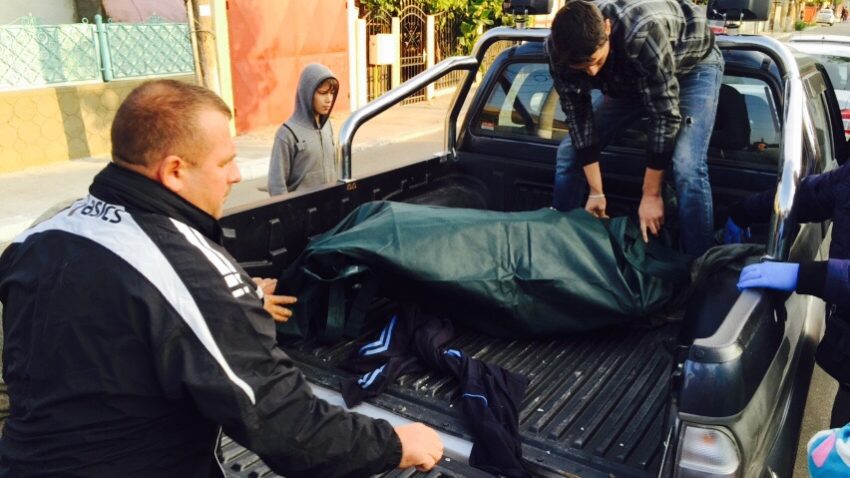 FOTO: Bărbat infirm, găsit mort în casă, la Medgidia