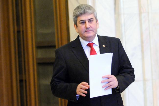 „Eram în timpul serviciului”: GABRIEL OPREA, nicio declarație în fața presei