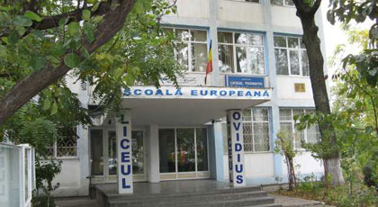 Atac de PANICĂ la Liceul OVIDIUS din Constanţa