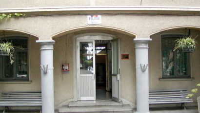 Trei indivizi din Medgidia, reţinuţi pentru proxenetism