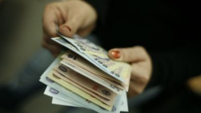 Bugetarii vor primi sumele câştigate în instanţă