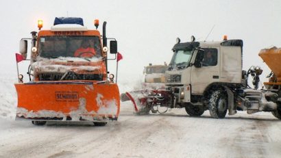 CNADNR începe licitaţiile pentru deszăpezirea drumurilor