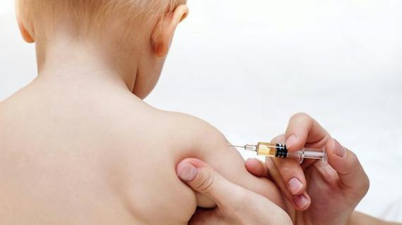 Refuzul vaccinării sau informarea precară a populaţiei