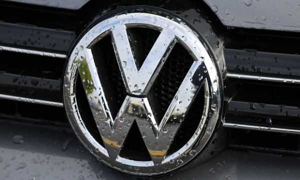 RAR nu mai eliberează cărţi de identitate pentru peste o sută de mii de maşini din portofoliul VW