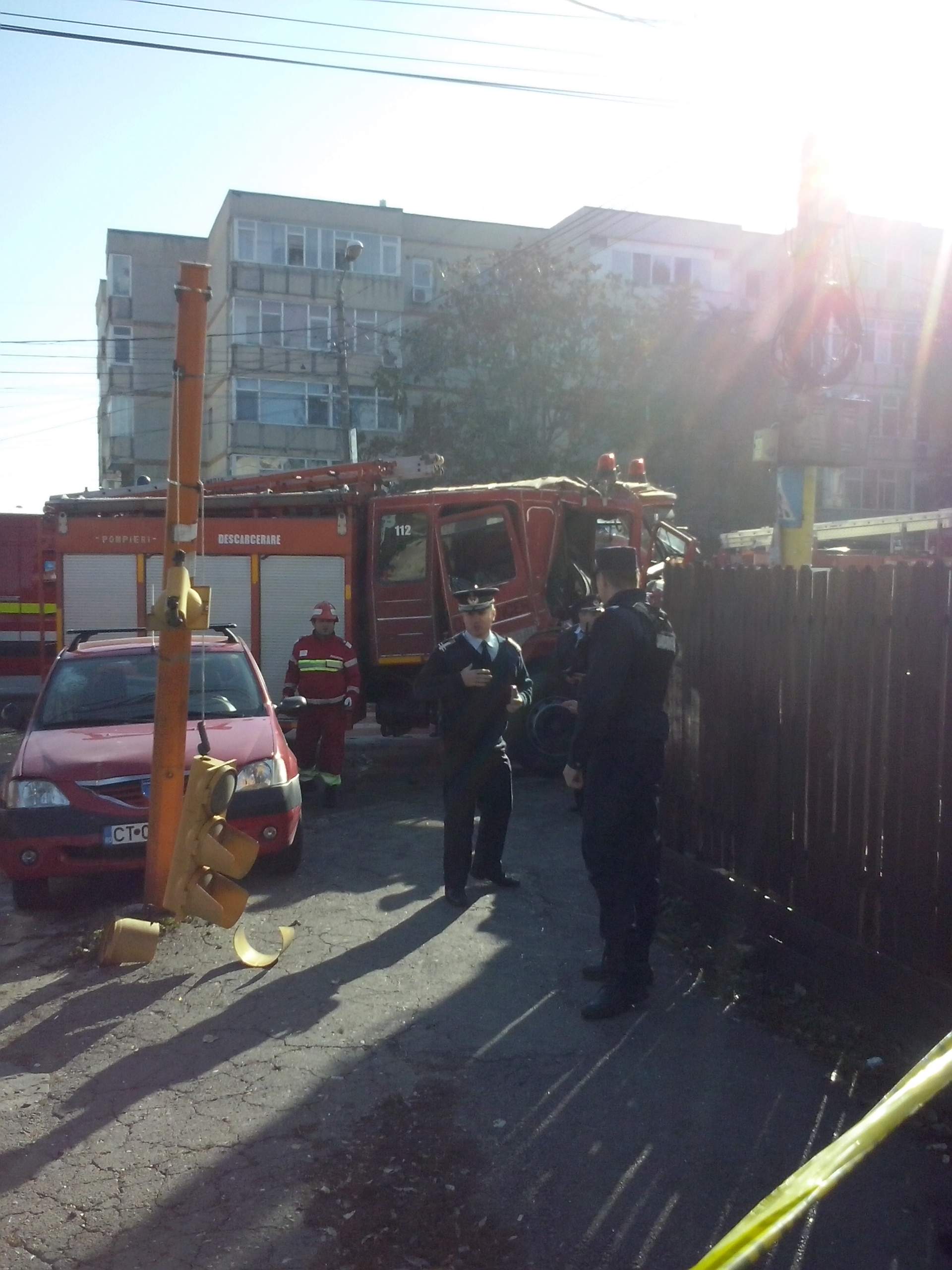 Update – ACCIDENT în Constanţa: Pompieri de la Descarcerare, ÎNCARCERAŢI