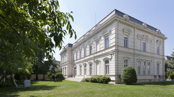Condoleanţe transmise de România Franţei