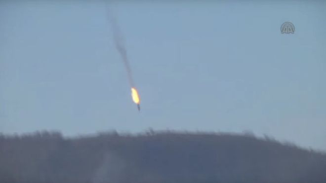 VIDEO: Aviaţia turcă a doborât un avion militar rusesc la graniţa cu Siria
