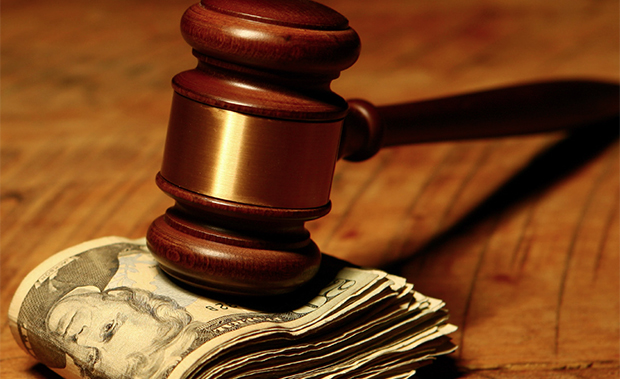 „Greii din fotbal” ar fi mituit o judecătoare, în Dosarul Transferurilor