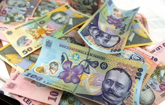 Guvernul, presat să majoreze salariul minim pe economie