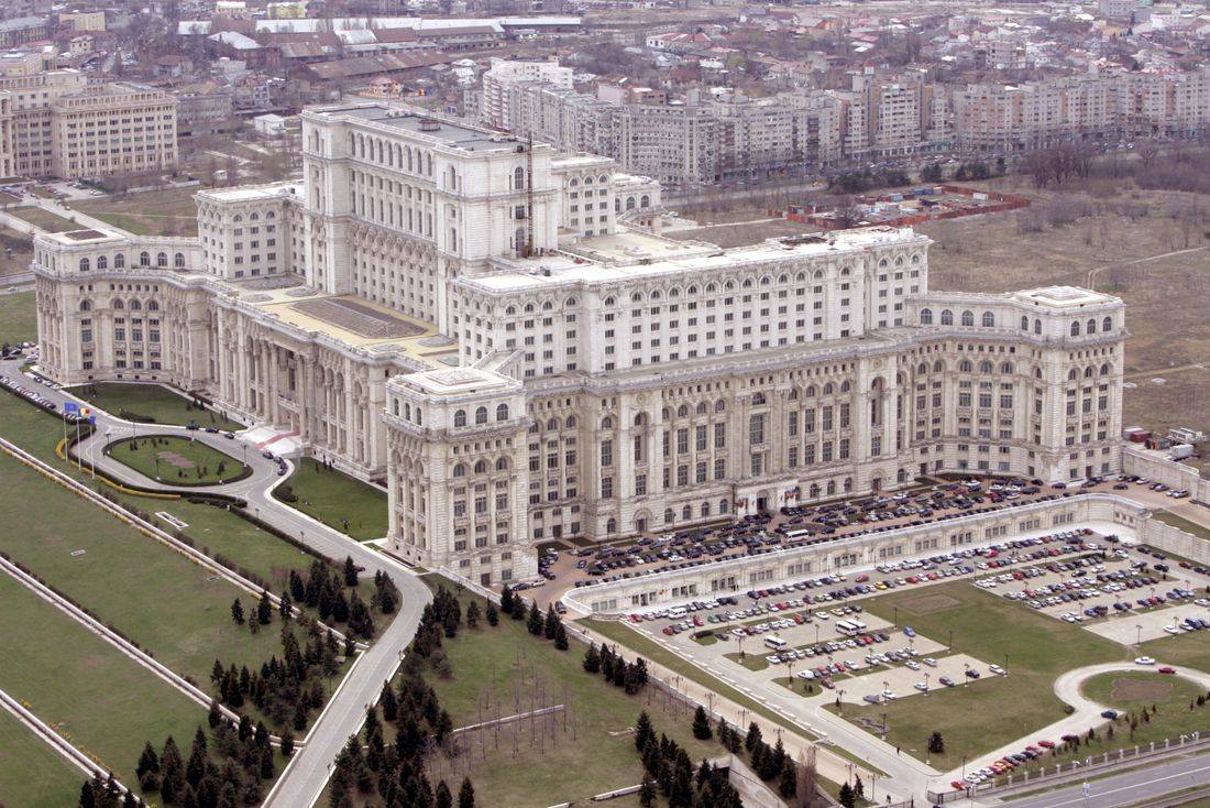 Raport favorabil pentru modificările la cele trei legi ale Justiţiei