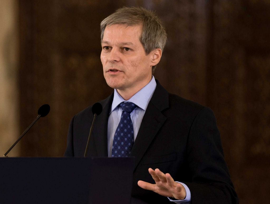 Guvernul Cioloş depune jurământul la Cotroceni