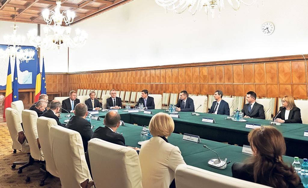 Reorganizare în mai multe ministere din Guvern