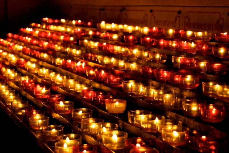 Tragedia de la COLECTIV. Încă o tânără a pierdut lupta cu moartea. 56 de decedaţi