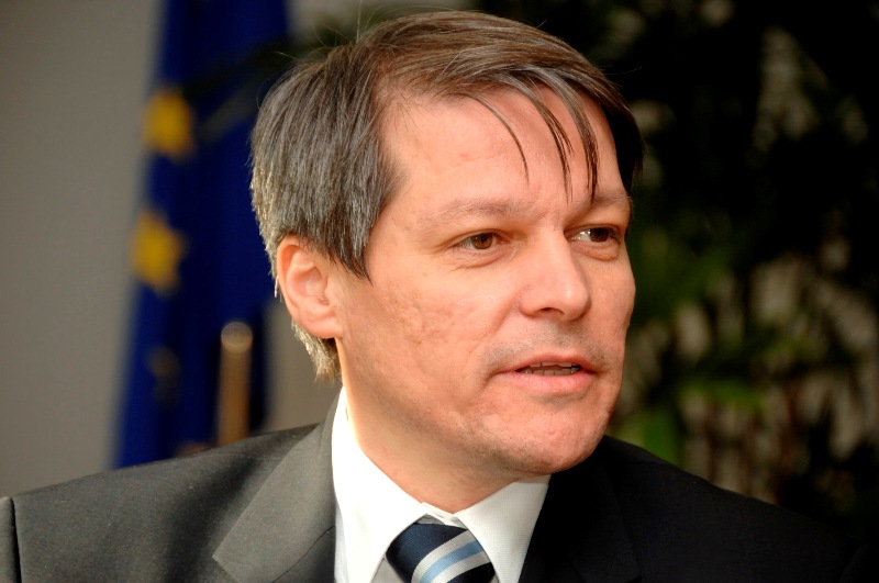 UPDATE Echipa de miniștri a premierului desemnat, Dacian Cioloş, ar putea fi anunţată astăzi