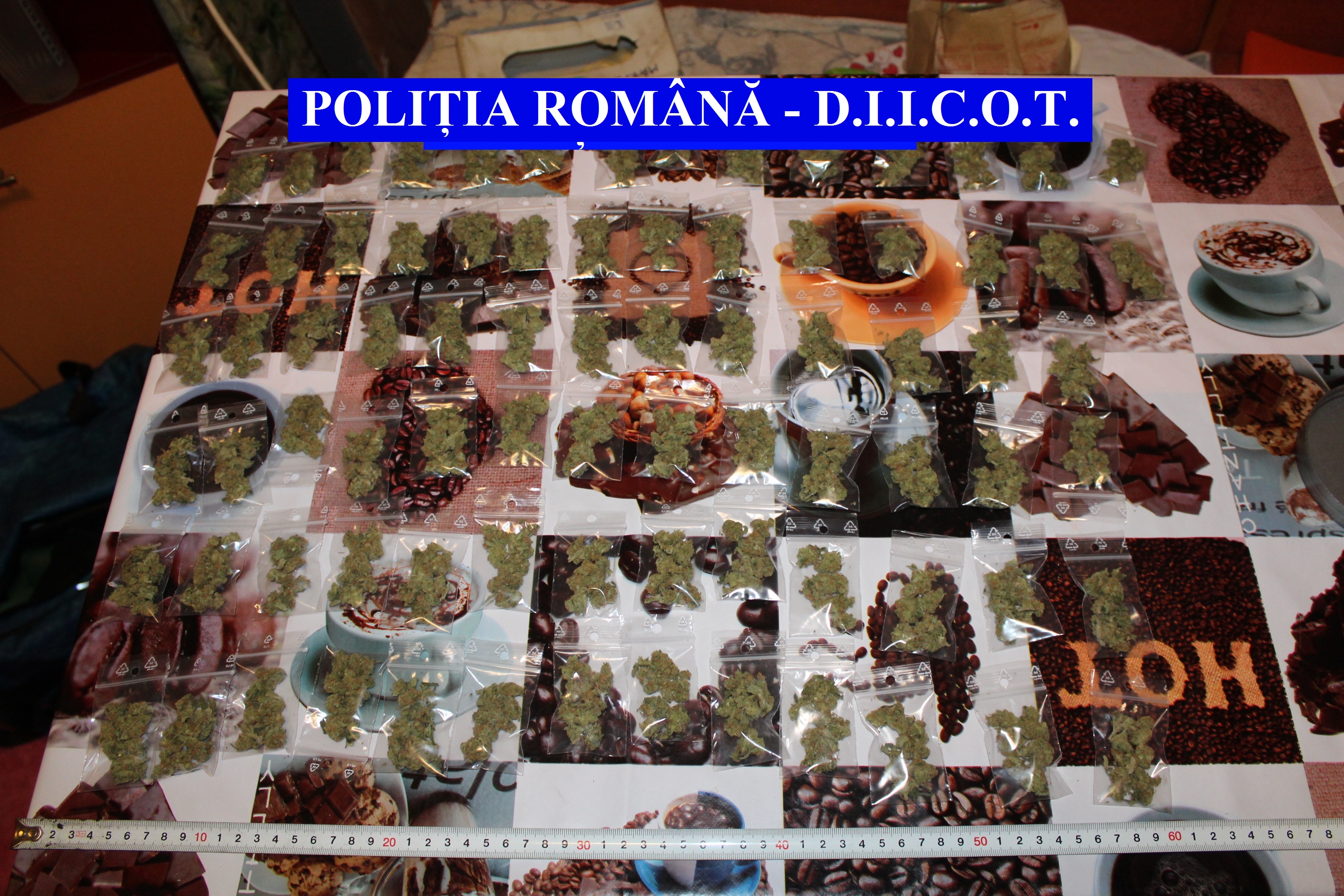 Lovitură pentru piaţa neagră a drogurilor din Constanţa. Dealer, prins în flagrant de poliţişti