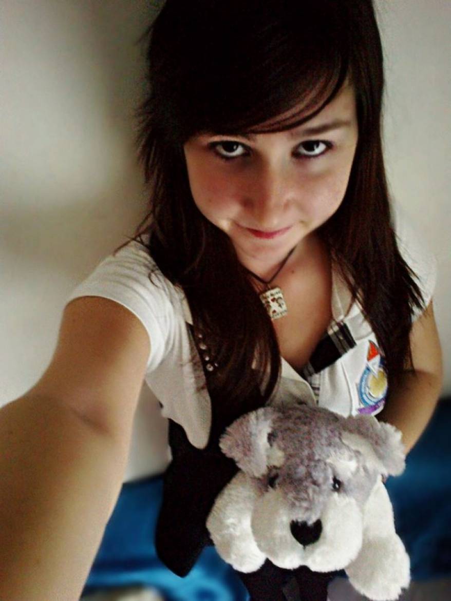 COLECTIV: O tânără de 18 ani a decedat marți seară