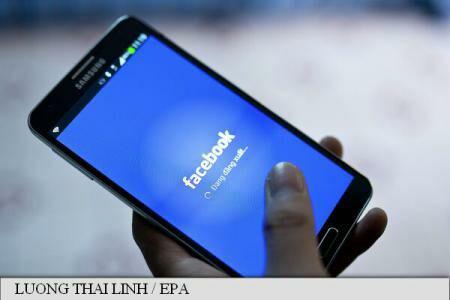 Aplicaţie Facebook activată după atentatele de la Paris