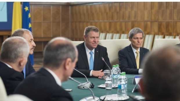 Prima şedinţă a Guvernului Cioloş