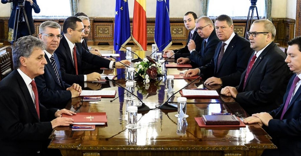 Preşedintele reia consultările cu partidele politice parlamentare