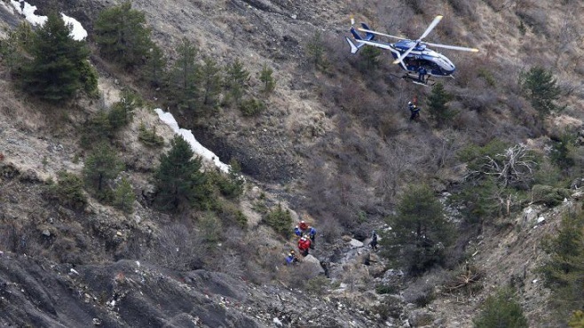 Planorul pilotat de Mircea Crăciun, găsit în masivul Postăvarul