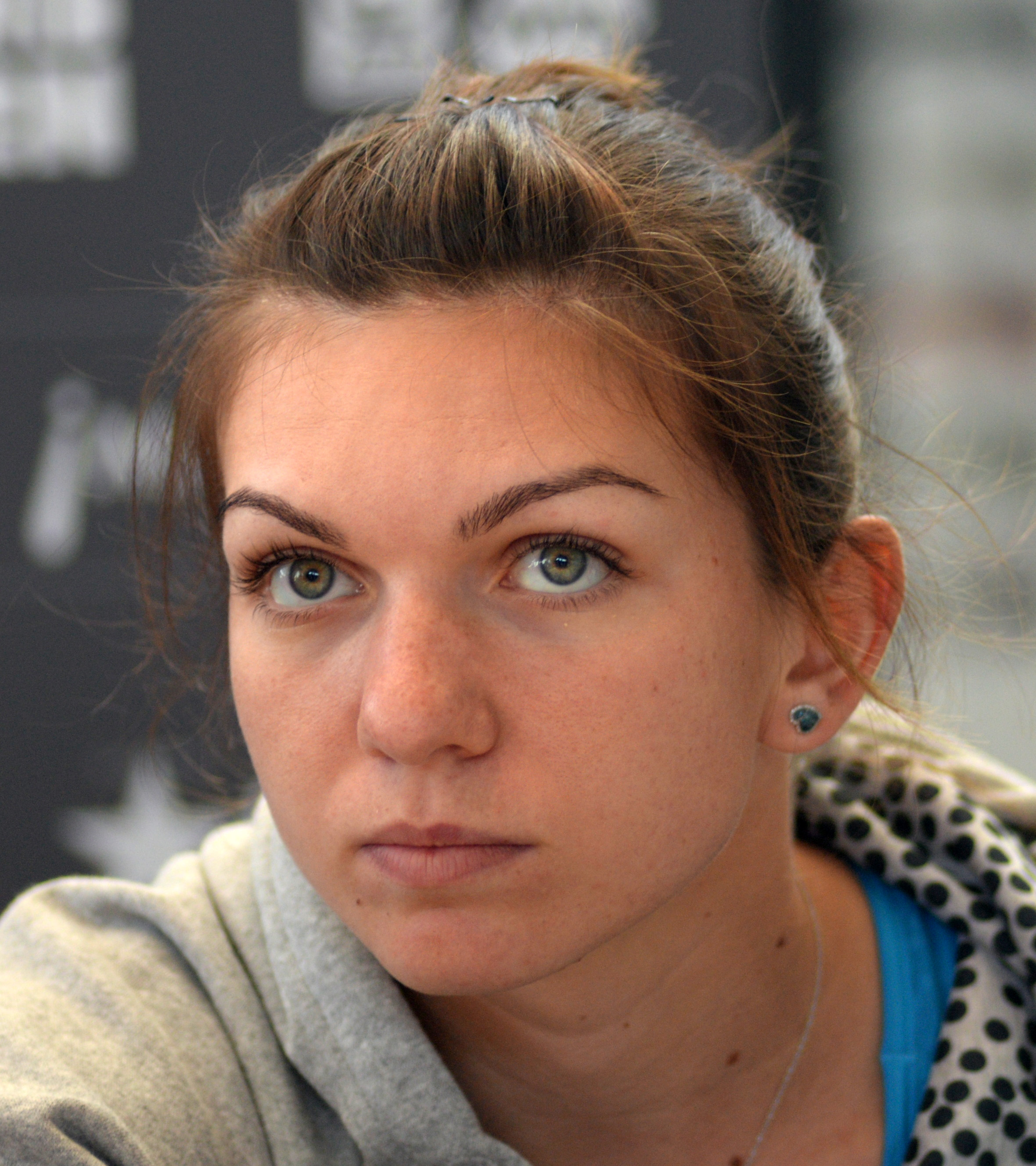 Simona Halep, forţată să se retragă din turneul de la Brisbane