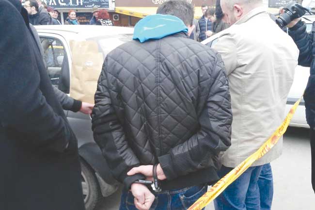 CERNAVODĂ: Suspecți de furt, identificați de polițiști