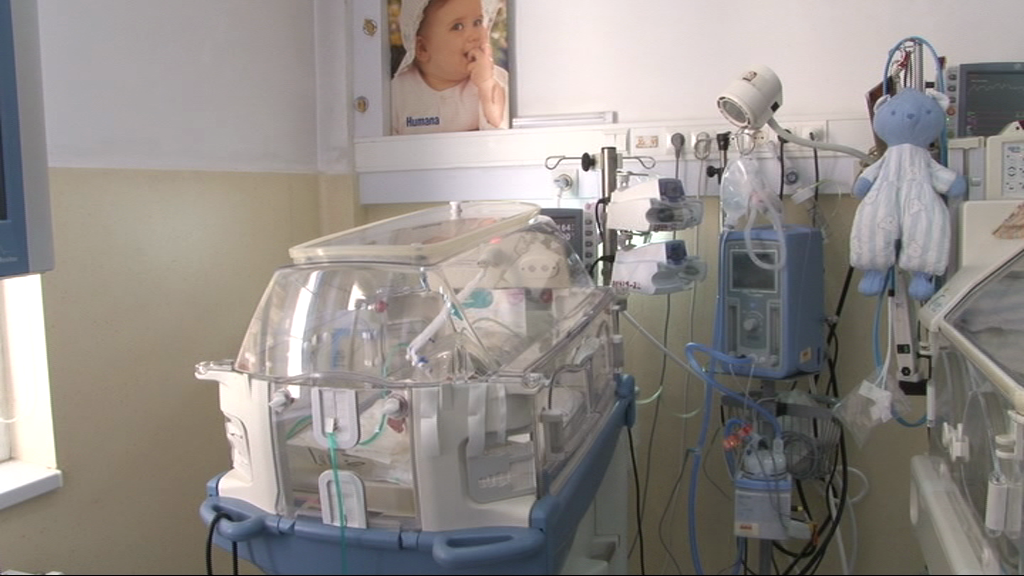 CONSTANŢA: Donaţie pentru secţia de Neonatologie în prezenţa tenismanului Horia Tecău