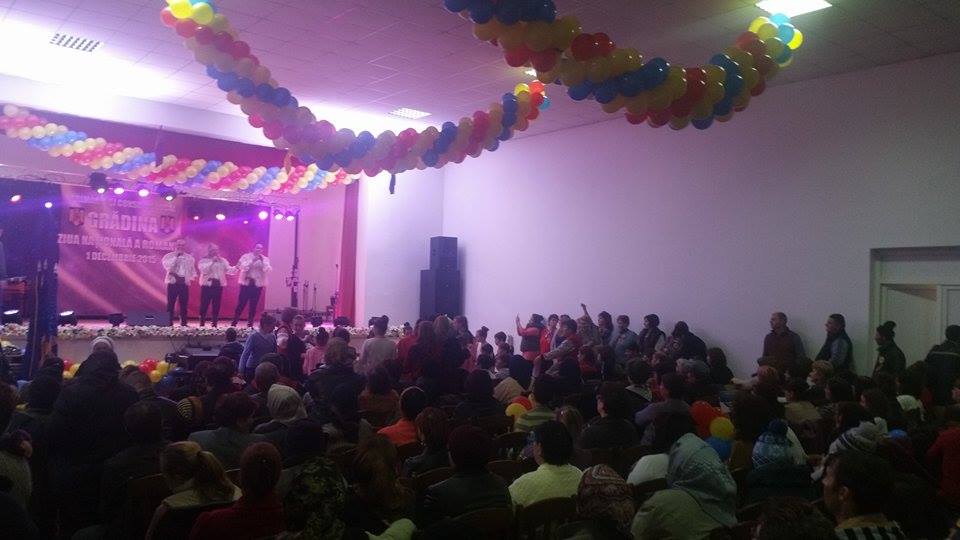(FOTO+AUDIO) Sărbătoare românească la Grădina