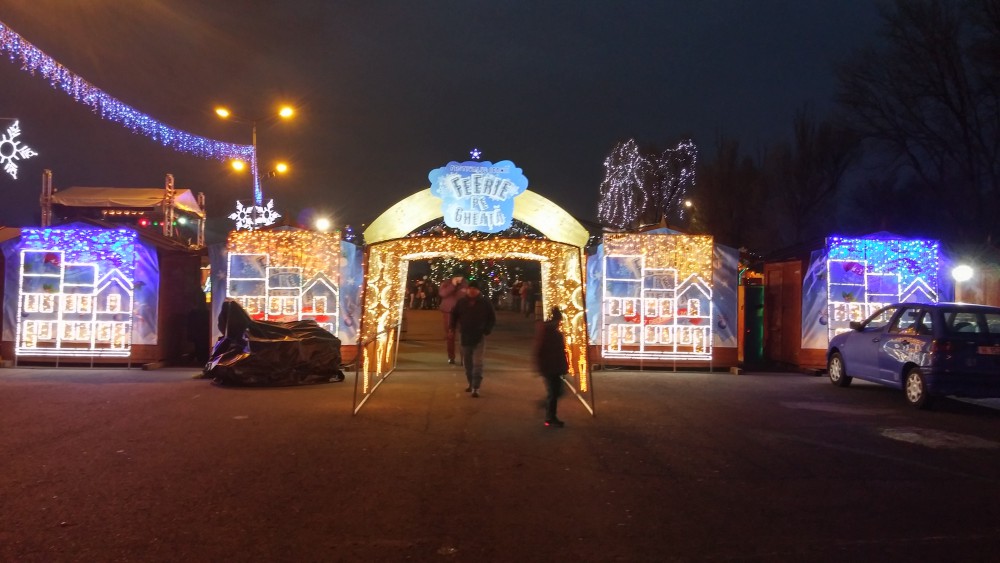 (AUDIO + FOTO): Atmosferă tristă la Festivalul Iernii