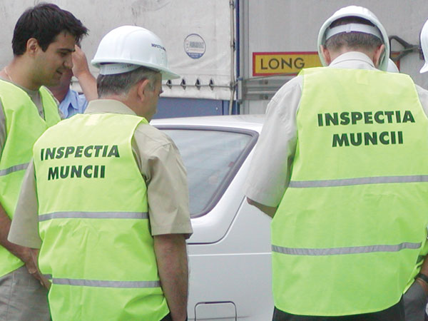 Controale ITM la service-uri şi spălătorii auto