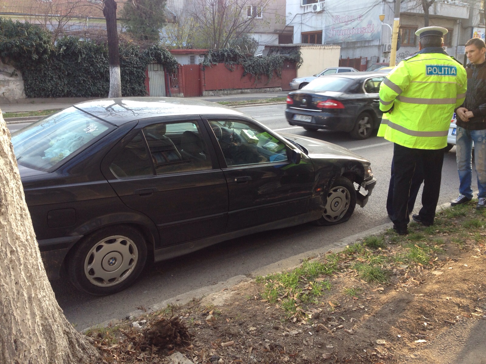 FOTO – Accident „cu cântec” pe bulevardul Ferdinand