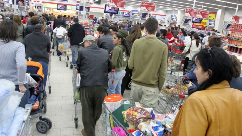 Înapoi la coadă. Pauza a luat sfârşit