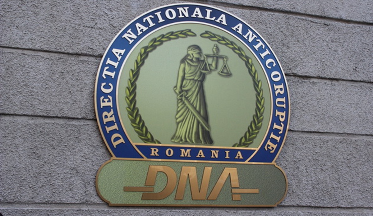Directorul DSVSA Bacău, a fost reținut de DNA