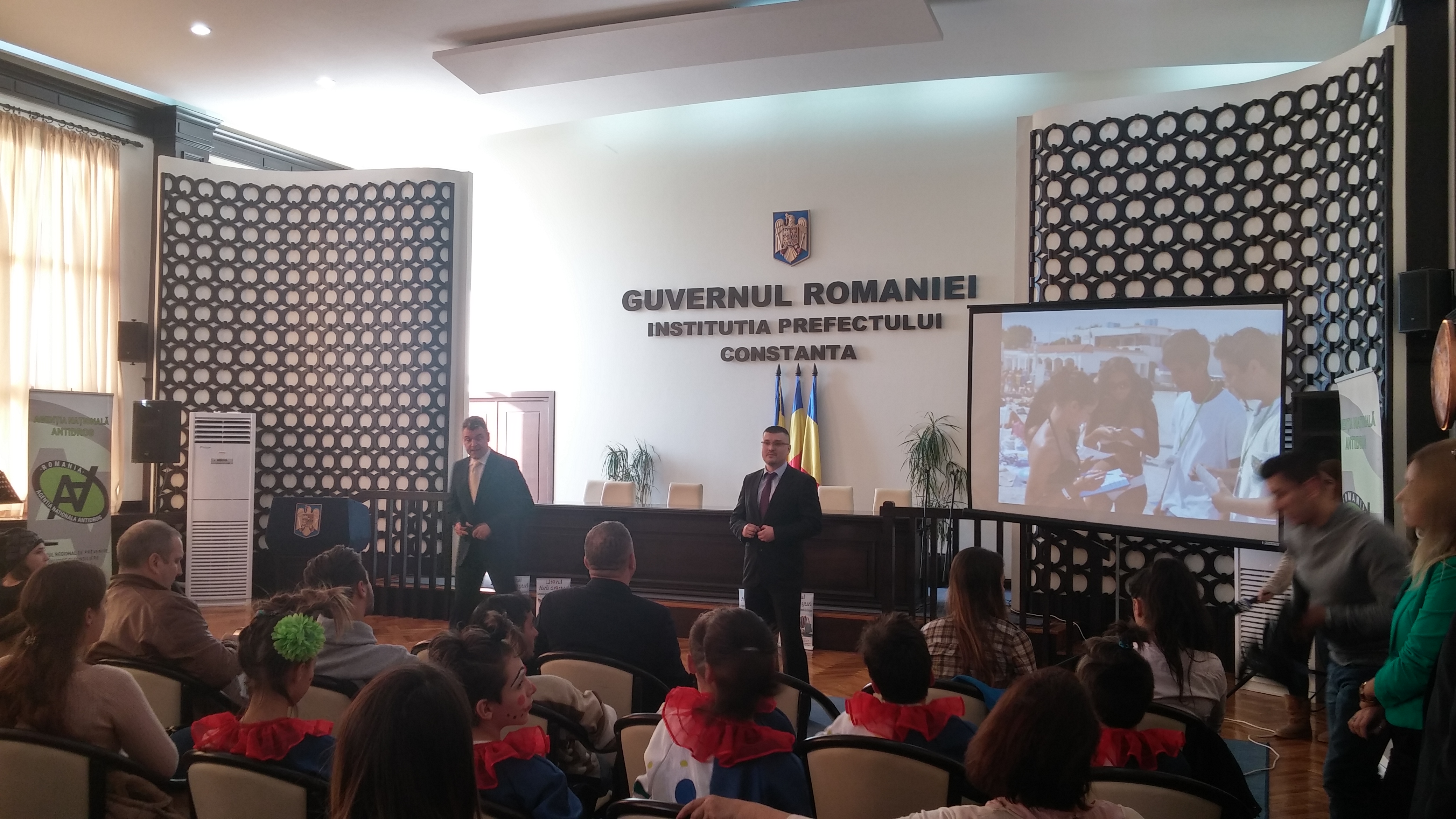 (FOTO) Voluntarii antidrog constănţeni, premiaţi