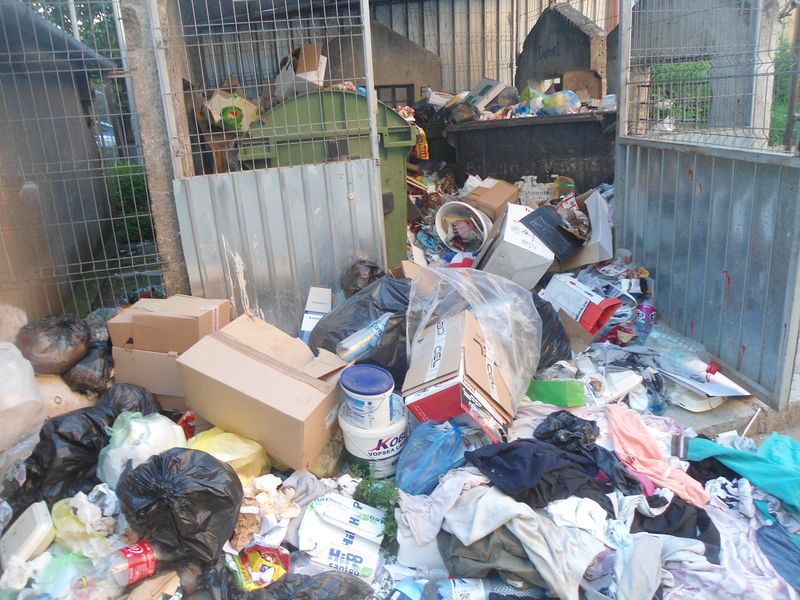 Update – Locuitorii din Valu lui Traian pot rămâne cu gunoiul neridicat
