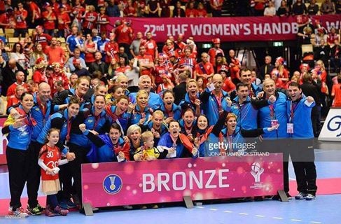Handbalistele tricolore, premiate la Guvern