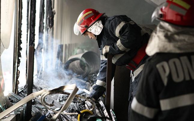 INCENDIU. Panică în apartament, la Tulcea